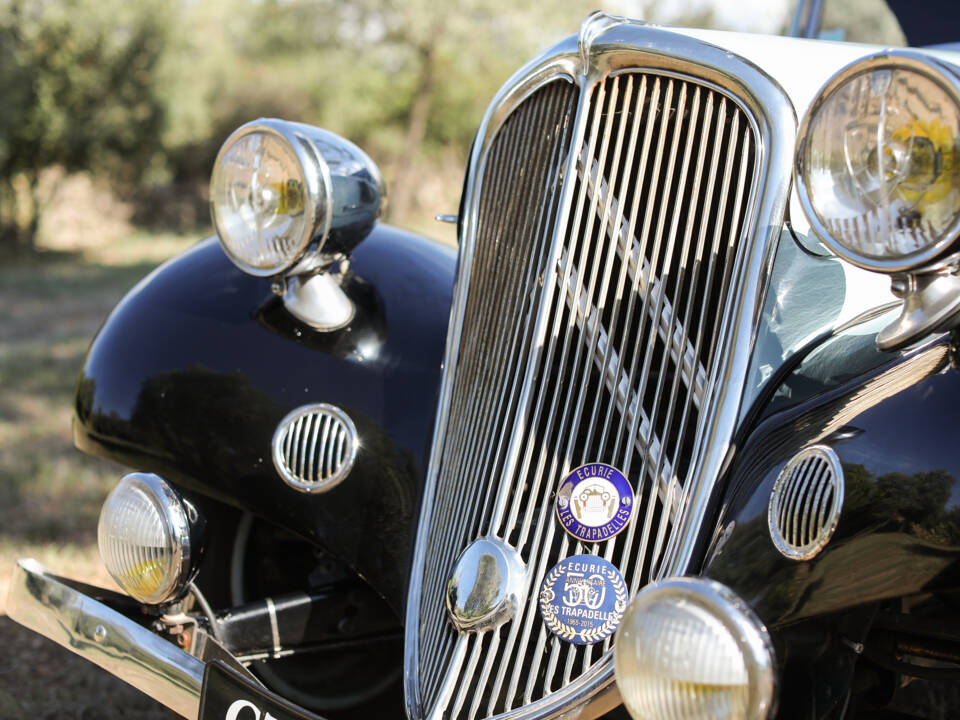 Image 10/23 de Citroën Traction Avant 7 C (1935)