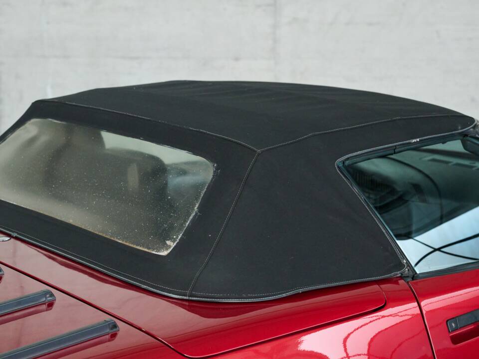 Imagen 39/50 de Chevrolet Corvette Convertible (1990)