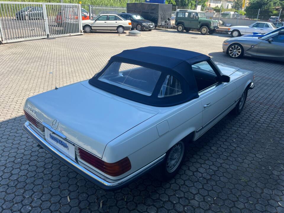 Image 6/26 of Mercedes-Benz 350 SL (1974)