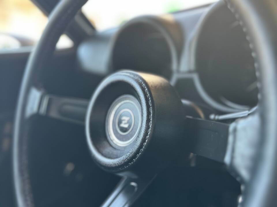 Image 21/64 of Datsun 280 Z (1976)