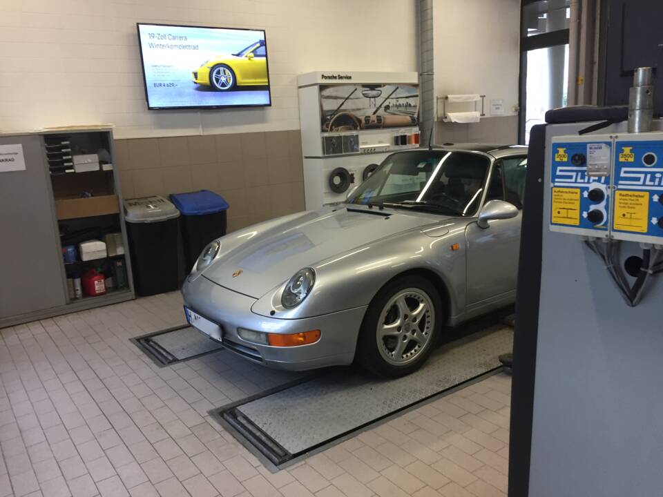 Imagen 30/96 de Porsche 911 Carrera (1996)