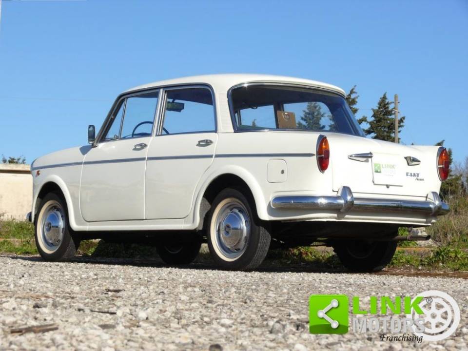 Imagen 3/10 de FIAT 1100 Special (1962)