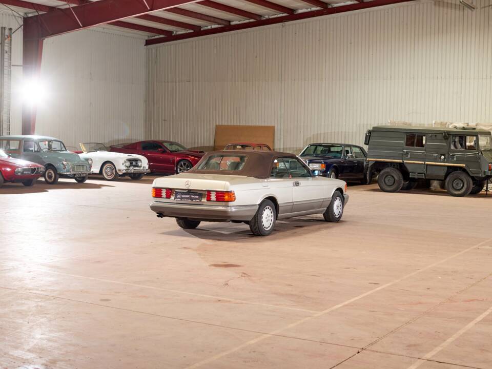 Bild 13/56 von Mercedes-Benz 500 SEC Bähr (1990)