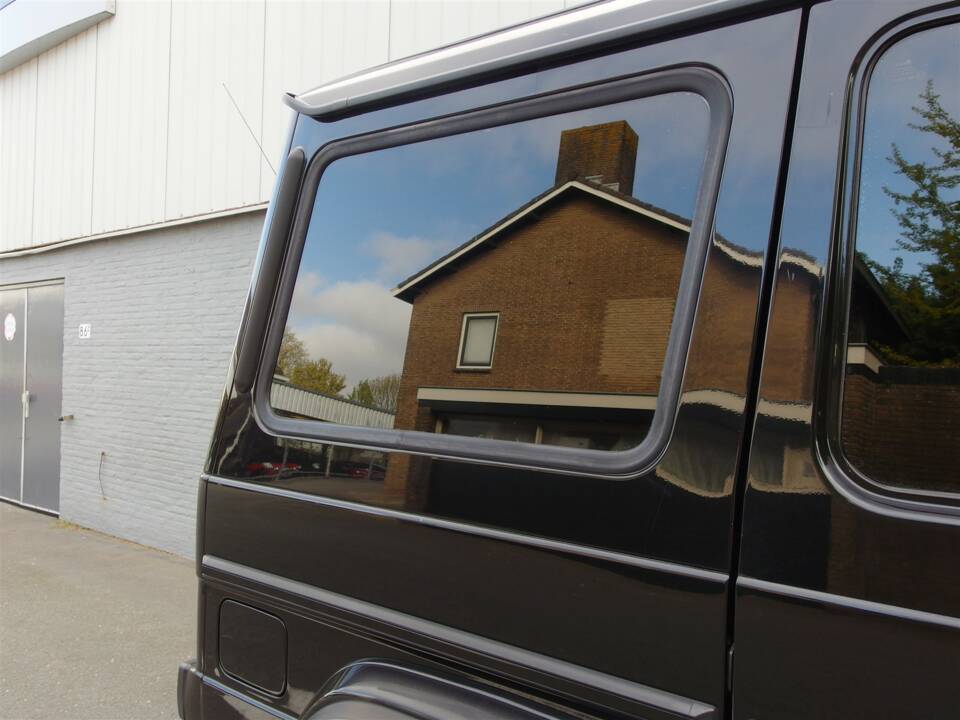 Bild 18/97 von Mercedes-Benz G 55 AMG (lang) (2000)