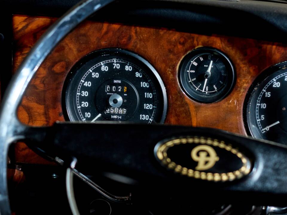Image 65/70 of Daimler DS 420 (1976)