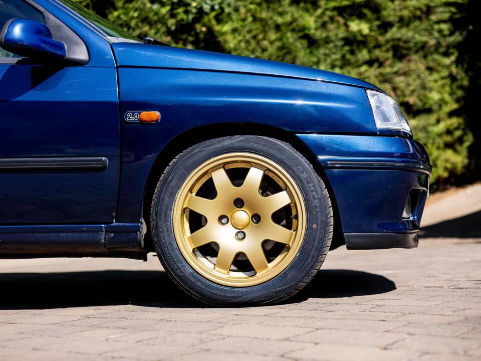 Imagen 7/48 de Renault Clio I Williams (1993)