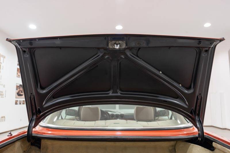 Image 69/89 of Mercedes-Benz 500 SLC (1980)