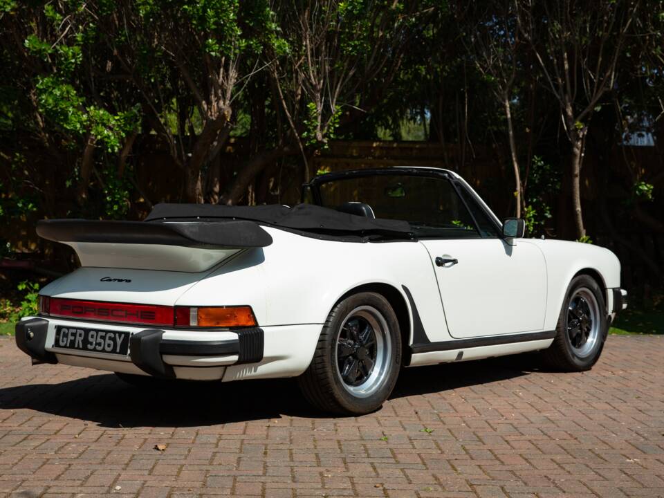 Image 4/35 of Porsche 911 SC 3.0 (1983)