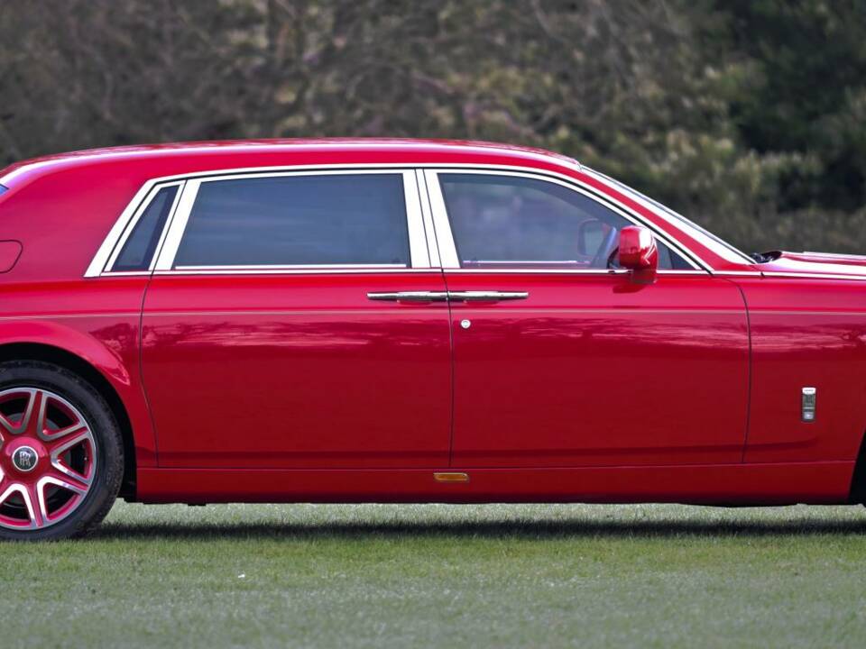 Image 8/50 of Rolls-Royce Phantom VII (2016)