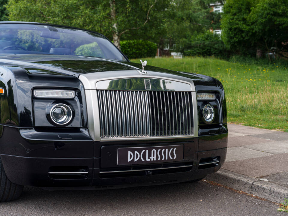 Immagine 10/29 di Rolls-Royce Phantom DHC (2008)