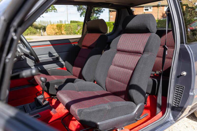 Imagen 45/50 de Peugeot 205 GTi 1.6 (1989)