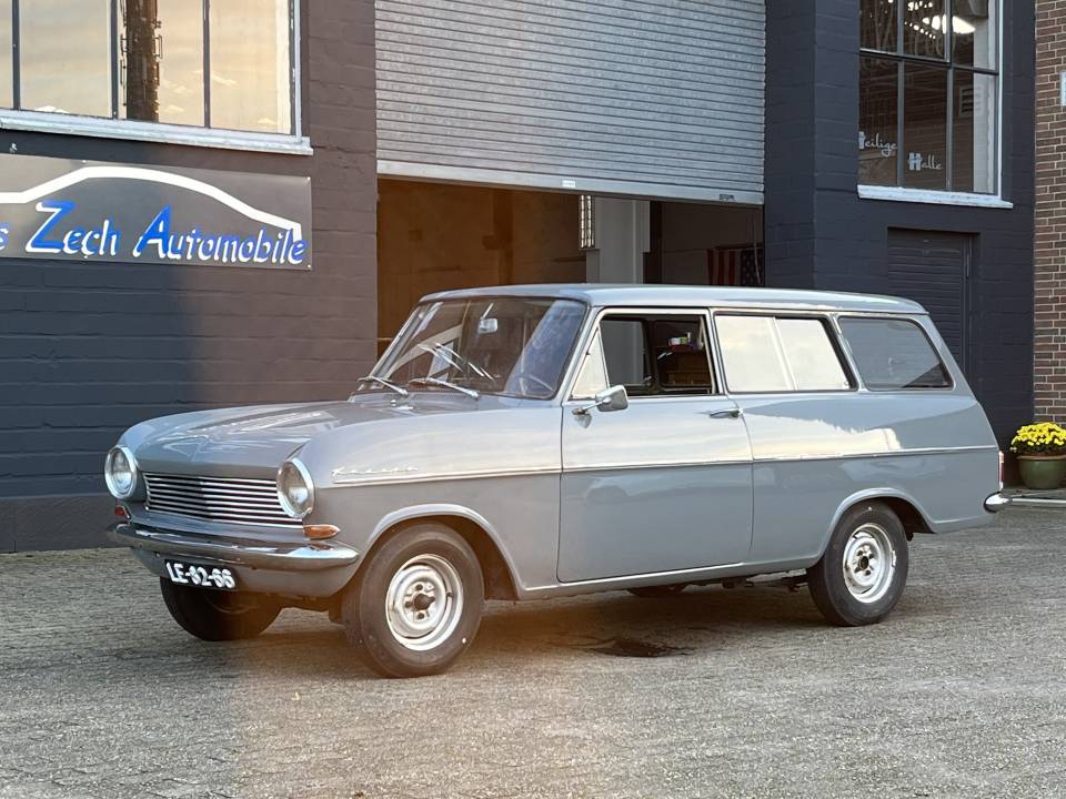Image 2/67 of Opel Kadett 1,0 Caravan (1965)