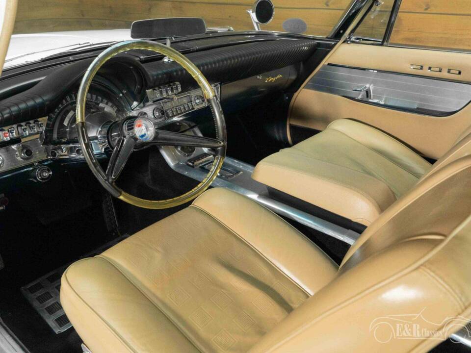 Image 8/19 of Chrysler 300 G (1961)