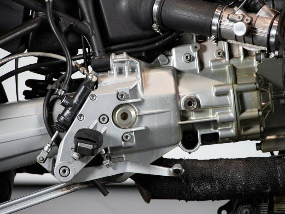 Image 40/50 de BMW R 1100 R (1998)