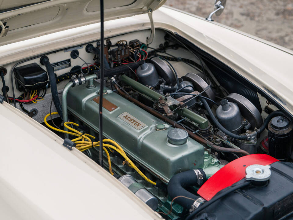 Image 29/35 of Austin-Healey 3000 Mk II (BT7) (1962)