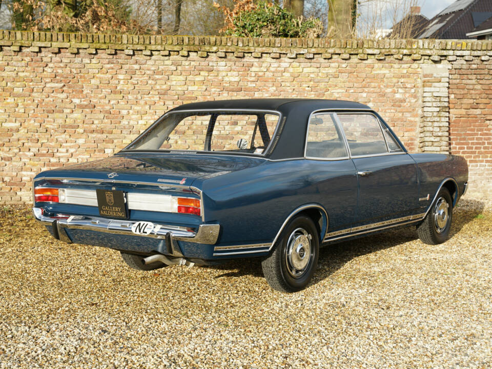 Bild 35/50 von Opel Commodore 2,5 S (1970)