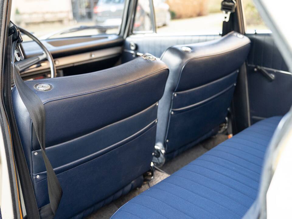 Bild 36/67 von BMW 1800 (1970)