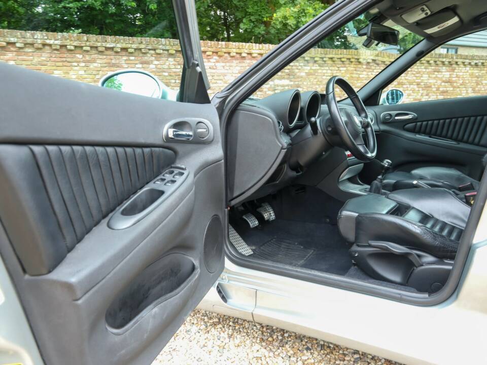 Afbeelding 46/50 van Alfa Romeo 156 3.2 V6 GTA (2004)