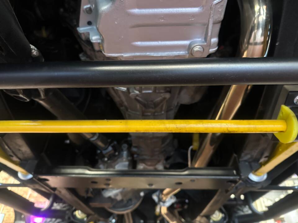 Image 19/30 of Land Rover Defender 90 "Limited" (2005)