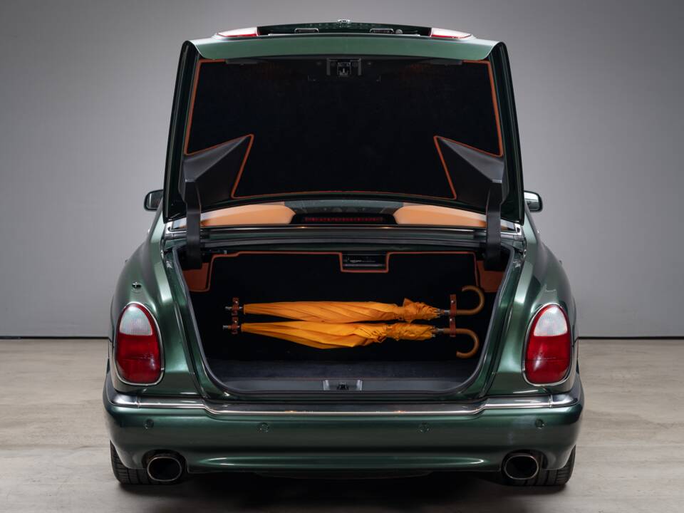 Image 12/36 of Bentley Arnage Red Label (2001)