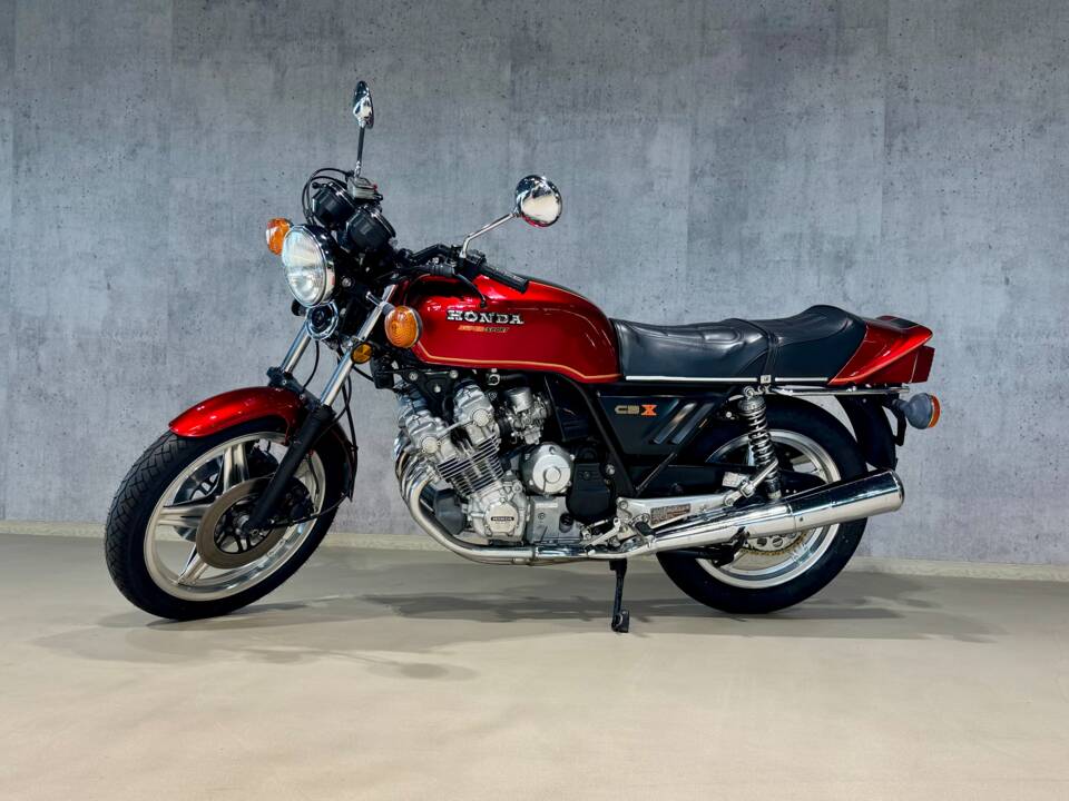Image 4/34 of Honda DUMMY (1981)