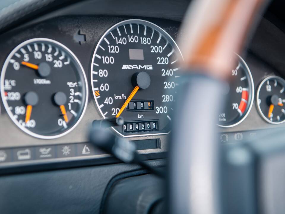 Bild 27/38 von Mercedes-Benz SL 600 6.0 AMG (1994)