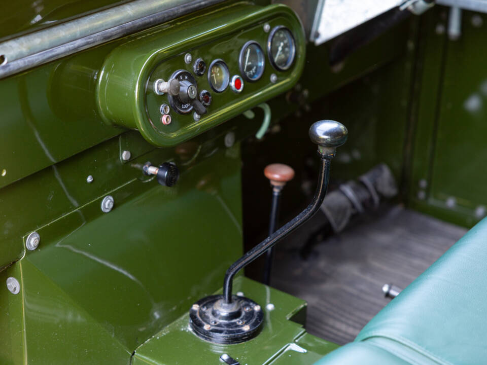 Bild 23/50 von Land Rover 80 (1948)