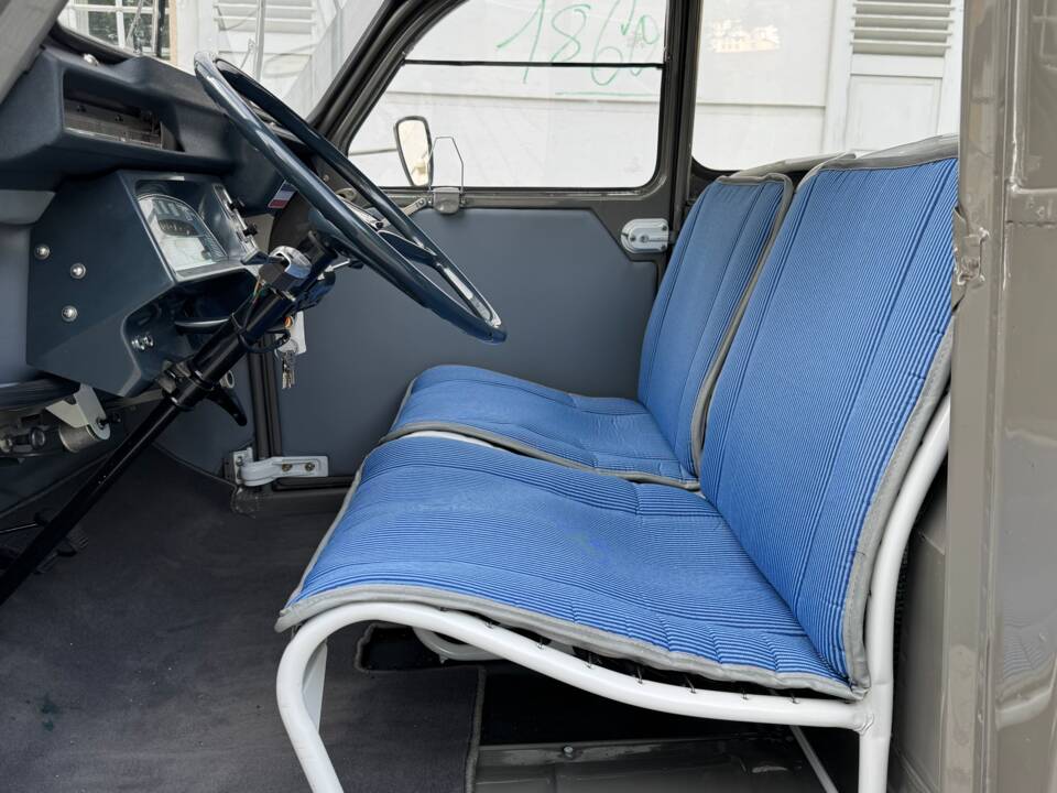Bild 17/30 von Citroën AK 400 (1973)