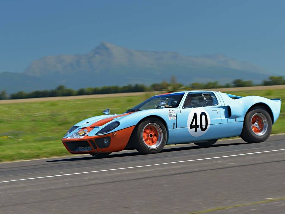 Bild 12/22 von Ford GT40 (1965)