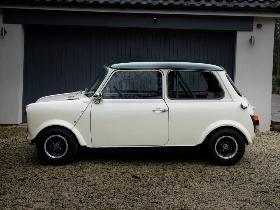 Bild 2/16 von Austin Mini 1275 GT (1973)