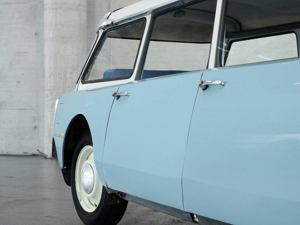 Bild 40/50 von Citroën ID 19 Break (1960)