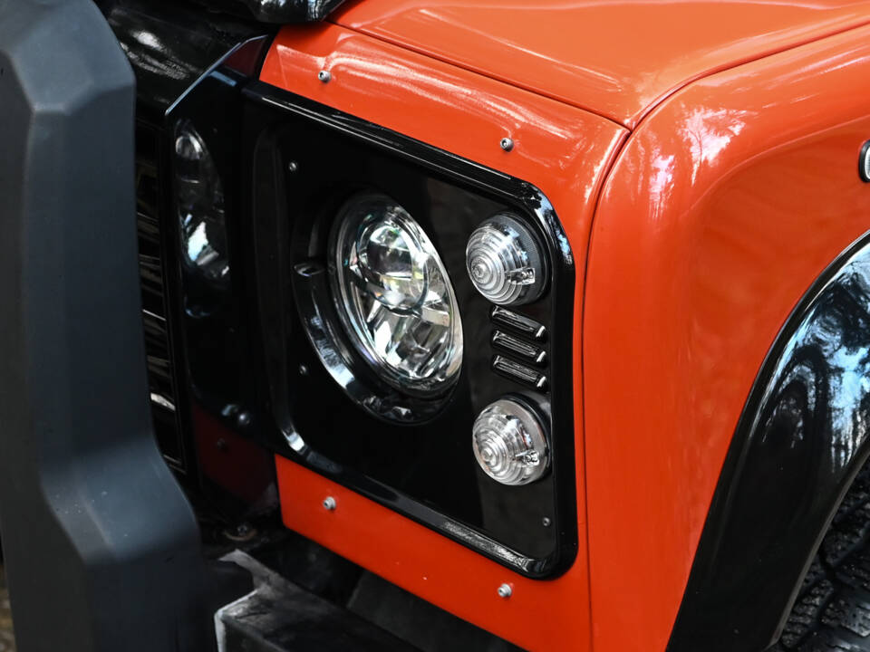 Image 20/39 of Land Rover Defender 110 (2015)