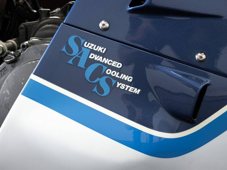 Immagine 36/47 di Suzuki GSX-R 1100 (1987)