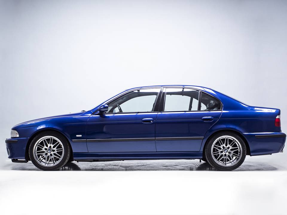 Image 5/36 of BMW M5 (1999)