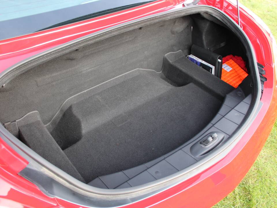 Image 53/57 of Mercedes-Benz SLS AMG (2010)