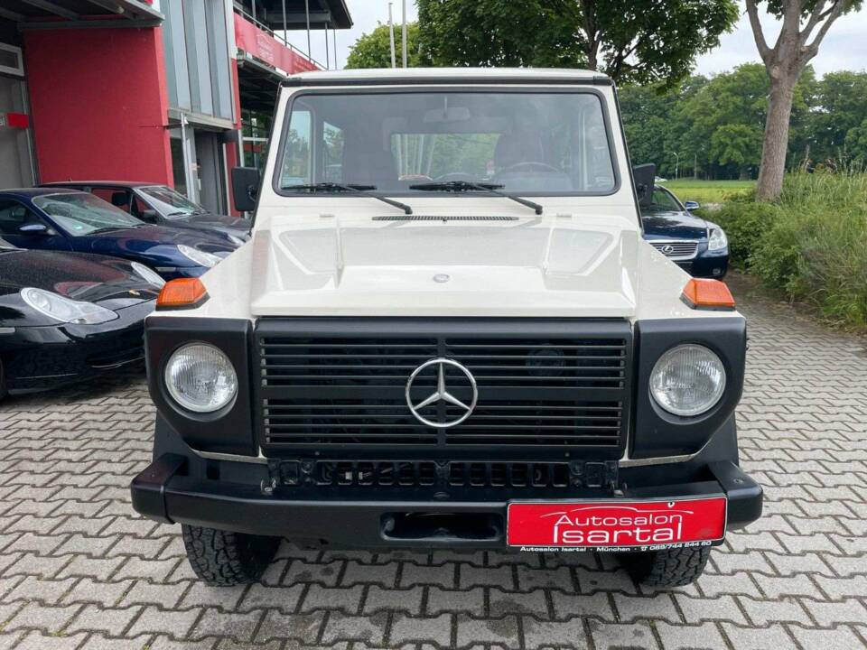 Afbeelding 4/19 van Mercedes-Benz 230 G (SWB) (1988)