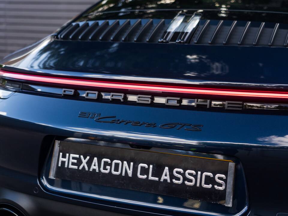 Afbeelding 14/70 van Porsche 911 Carrera GTS (2021)
