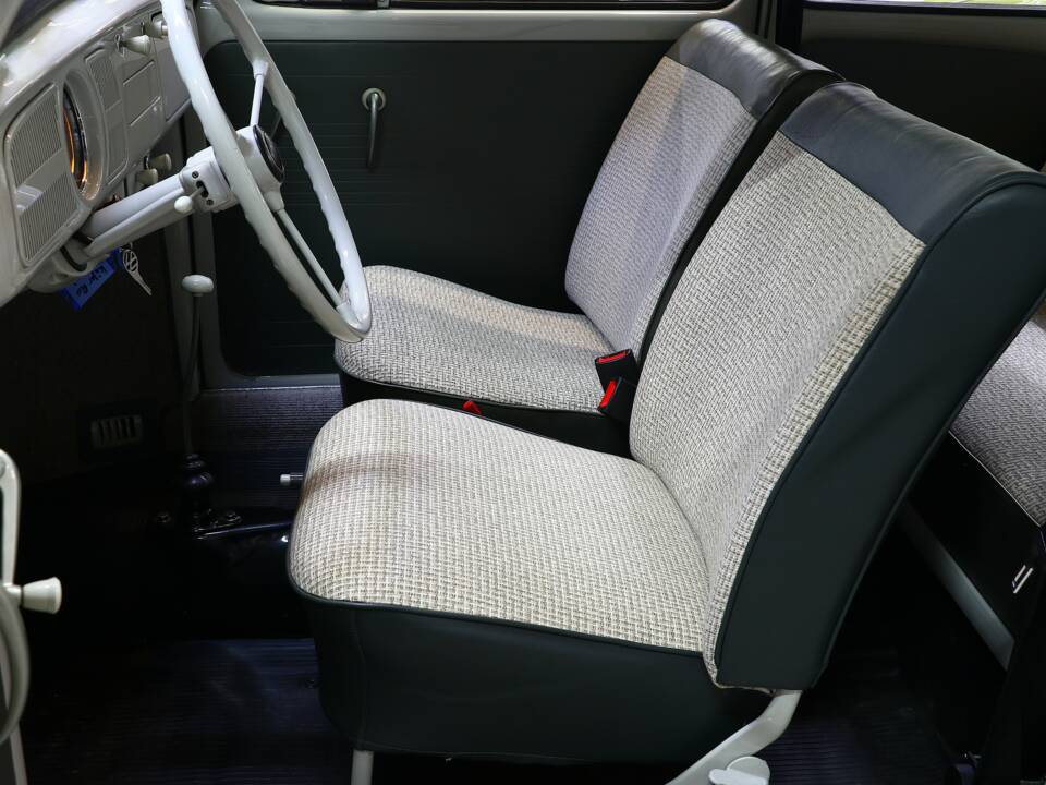 Image 22/39 of Volkswagen Escarabajo 1200 A (1965)