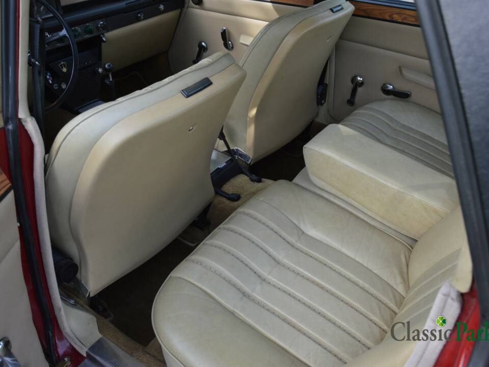 Image 24/50 of Rover 2000 TC (1976)