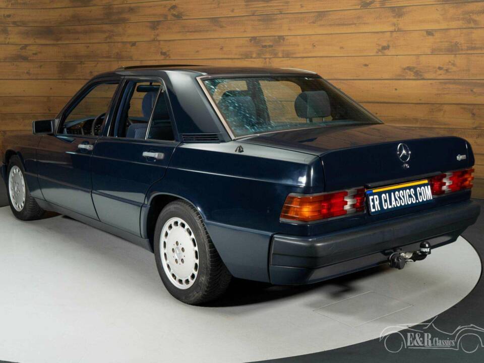 Imagen 16/19 de Mercedes-Benz 190 D (1990)