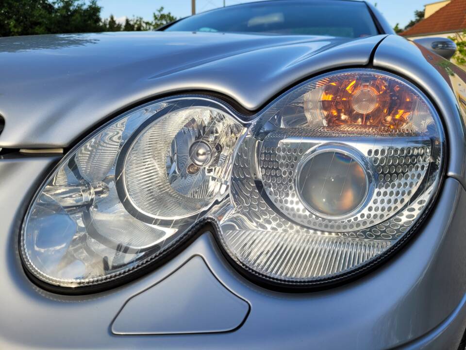 Bild 5/97 von Mercedes-Benz SL 500 (2004)