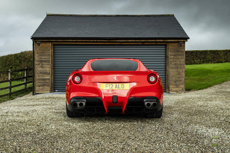 Bild 45/50 von Ferrari F12berlinetta (2013)