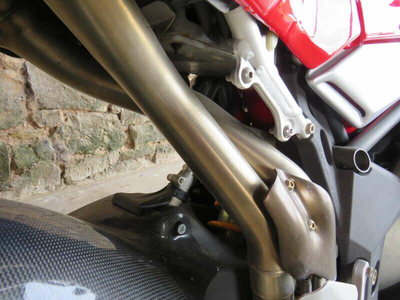 Bild 25/38 von MV Agusta DUMMY (2000)
