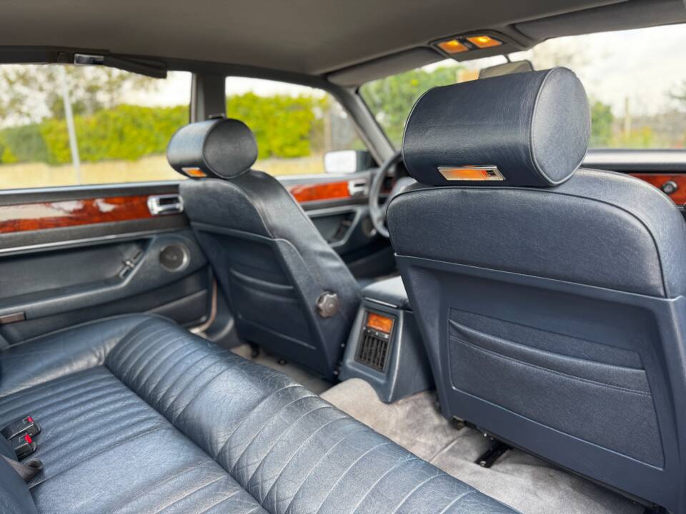 Imagen 29/33 de Jaguar XJ6 3.2 (1990)