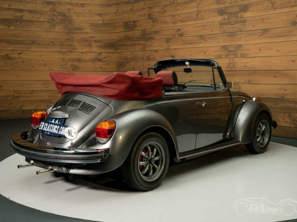 Image 7/20 of Volkswagen Beetle 1600 (1975)