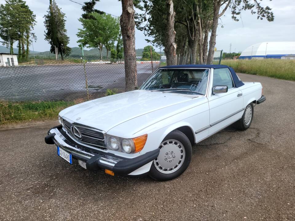 Bild 21/23 von Mercedes-Benz 560 SL (1987)