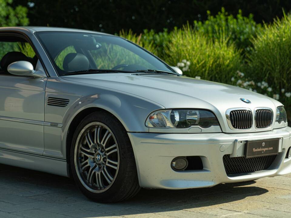 Image 22/50 of BMW M3 (2002)