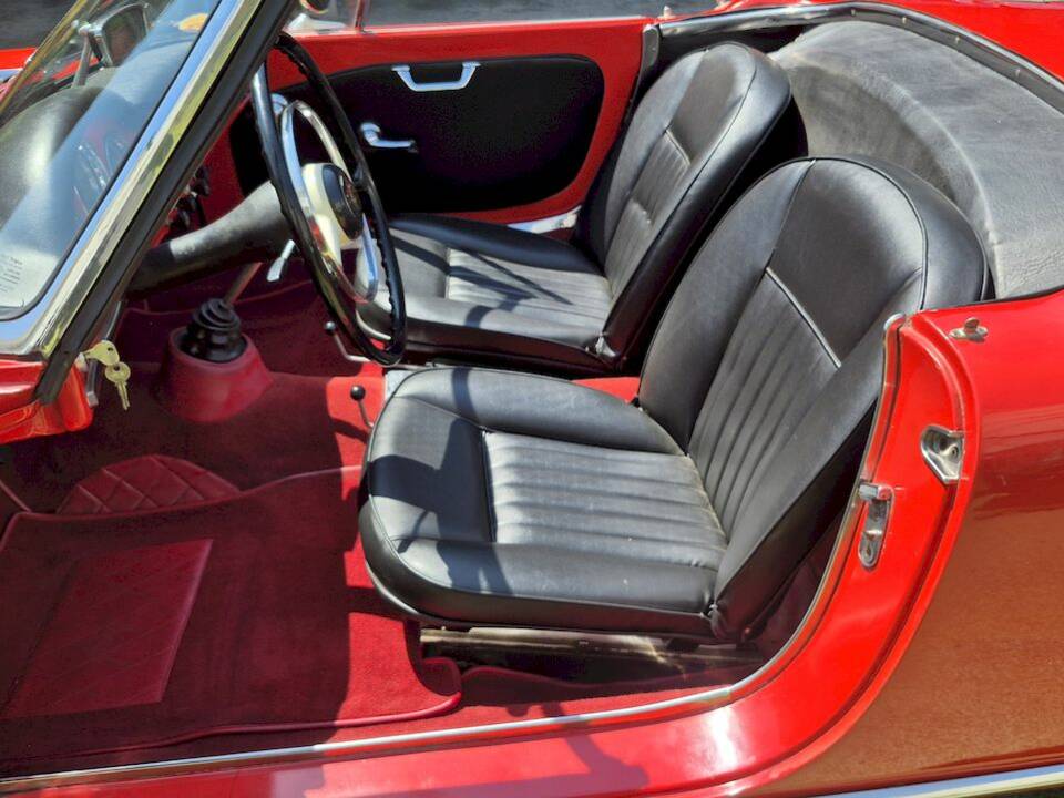 Image 24/71 of Alfa Romeo Giulietta Spider (1961)