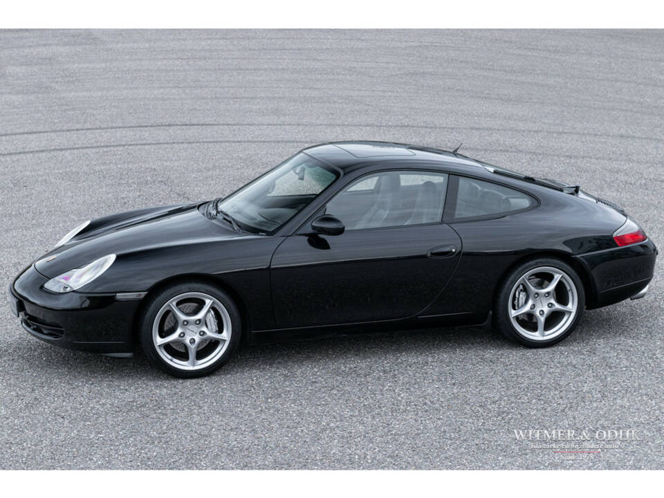 Afbeelding 1/29 van Porsche 911 Carrera (1999)