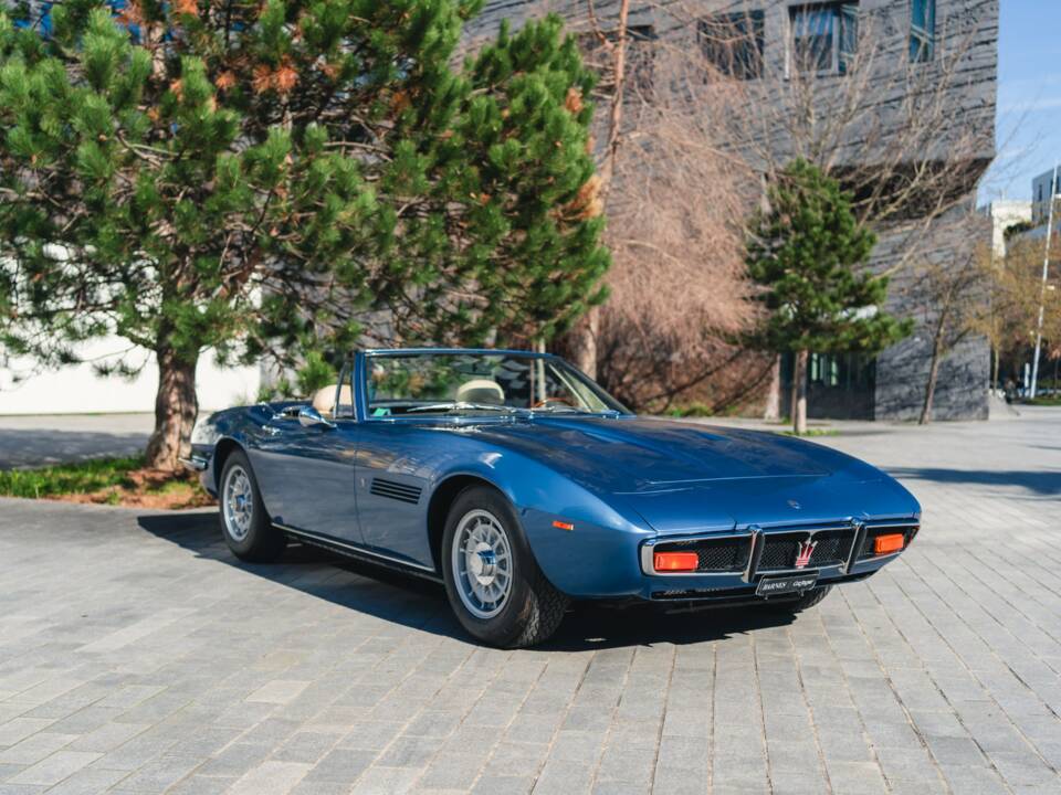 Image 1/10 of Maserati Ghibli Spyder (1971)
